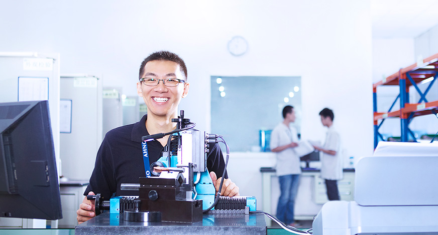 long8股份有限公司新款工业服装磨剪刀快速磨刃纱剪裁缝剪服装厂专用缝纫工具快速磨刃厂工具缝纫配件磨剪刀器(图1)